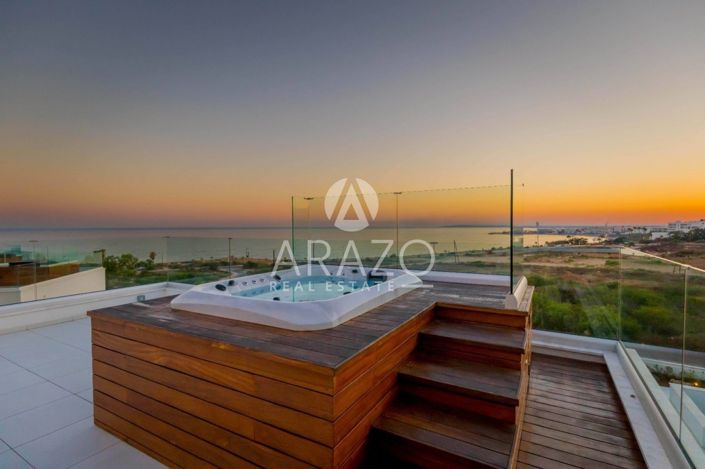 Image No.23-3 Bed Property for sale