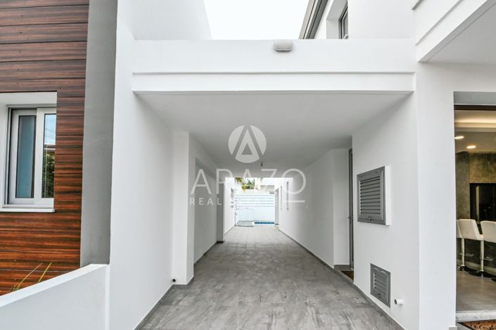 Image No.17-Propriété de 4 chambres à vendre à Leivadia