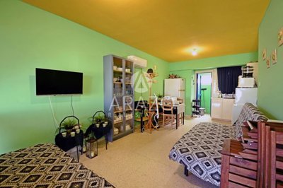 c385cc6e-3bb9-4a73-8144-0b1f621e43dd