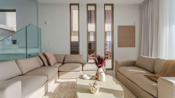 Image No.14-5 Bed Villa for sale