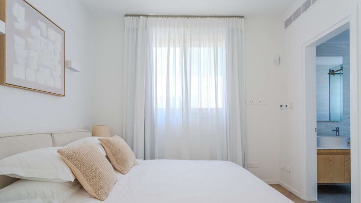 Image No.15-5 Bed Villa for sale