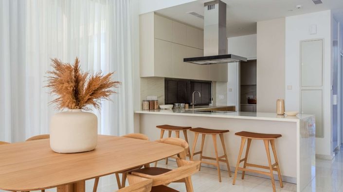 Image No.2-5 Bed Villa for sale