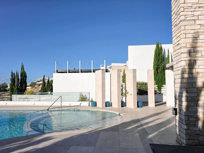 Image No.3-Villa de 4 chambres à vendre à Peyia