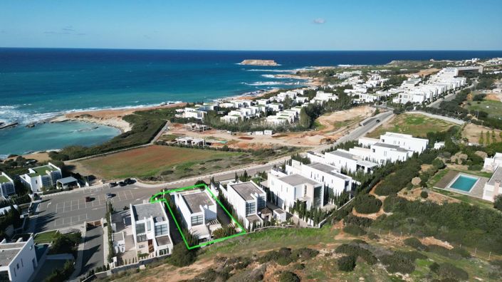 Image No.5-Villa de 4 chambres à vendre à Peyia