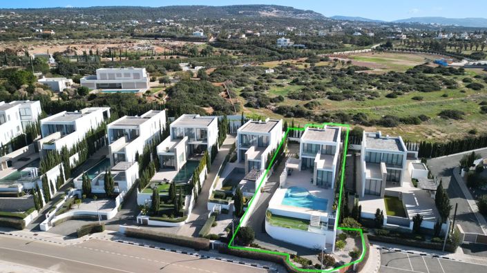 Image No.7-Villa de 4 chambres à vendre à Peyia