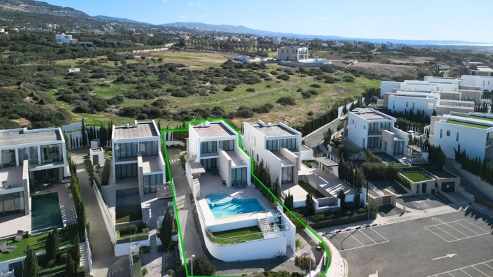 Image No.9-Villa de 4 chambres à vendre à Peyia