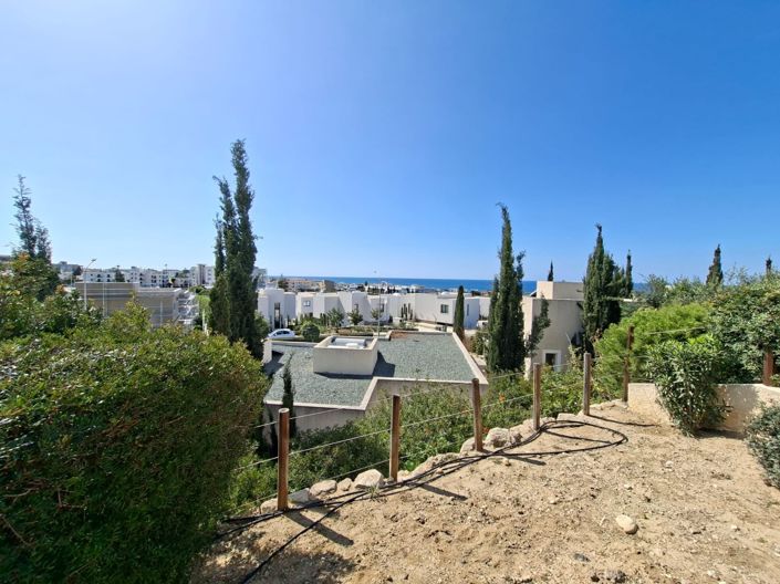 Image No.2-2 Bed Villa for sale