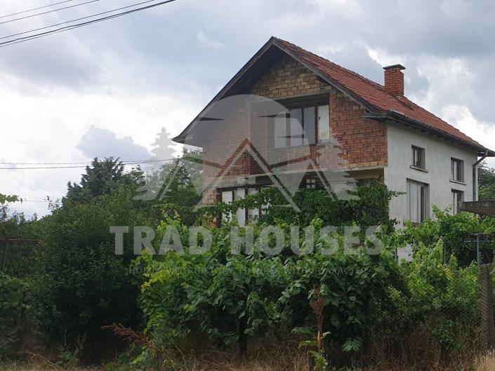 Image No.2-Maison / Villa de 4 chambres à vendre à Stara Zagora 