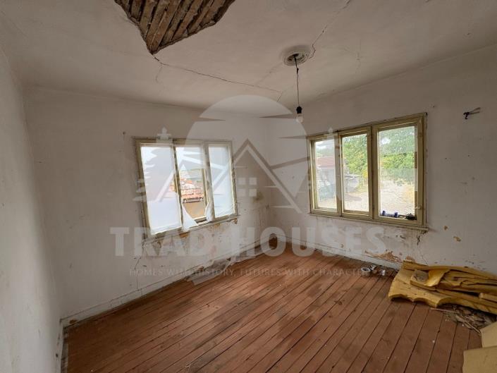 Image No.12-Maison / Villa de 4 chambres à vendre à Parvomay