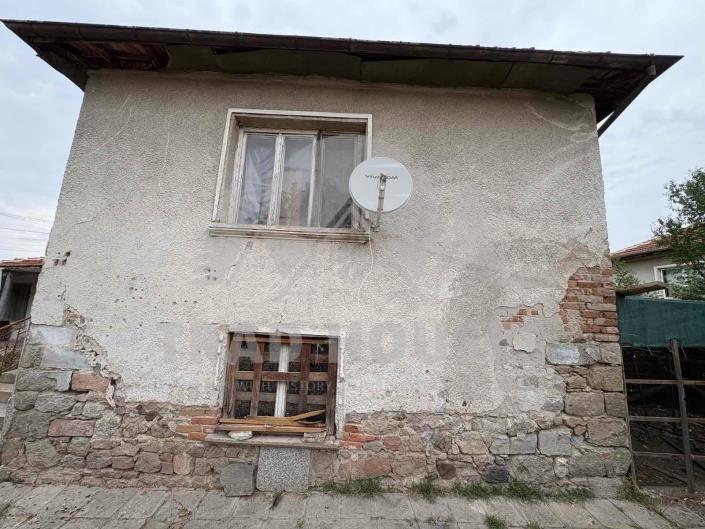 Image No.4-Maison / Villa de 4 chambres à vendre à Parvomay