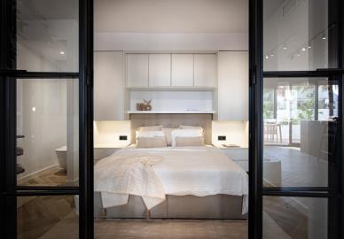 13-5fd73dea700db77384c091ca9818b1a9