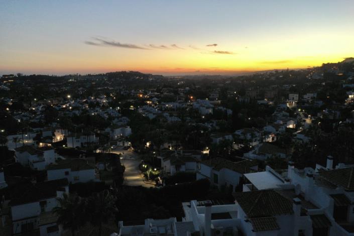 Image No.37-3 Bed Apartment for sale