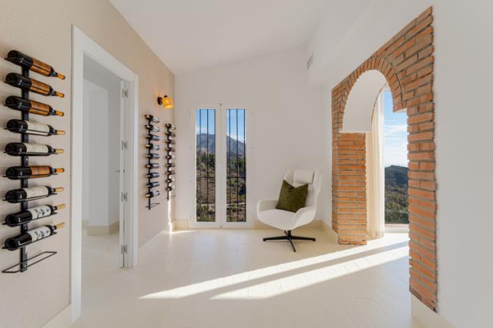 Image No.6-6 Bed House/Villa for sale