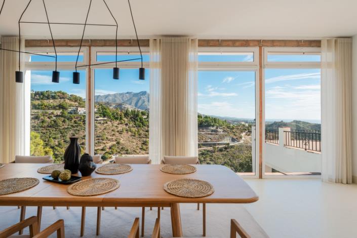 Image No.9-6 Bed House/Villa for sale