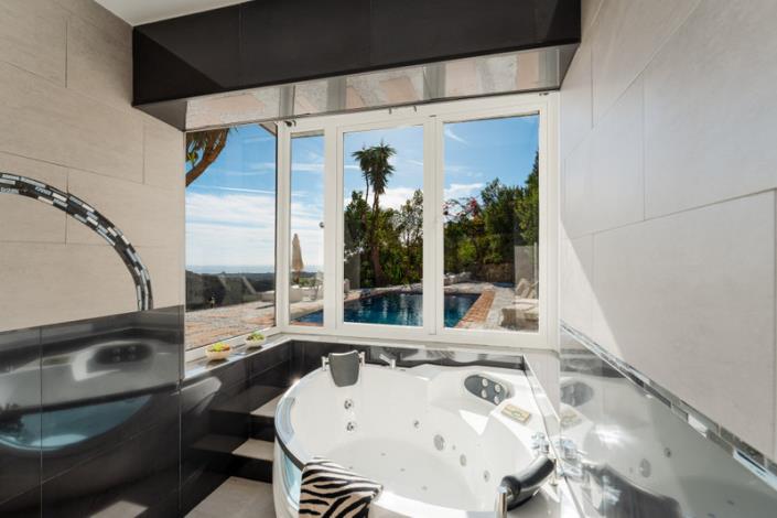 Image No.25-6 Bed House/Villa for sale