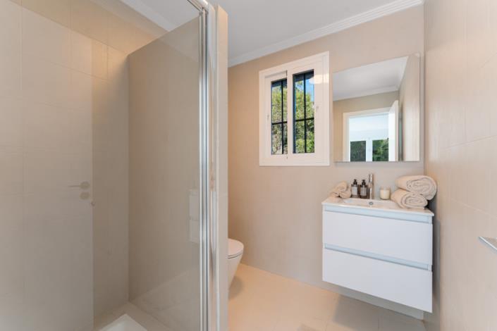 Image No.34-6 Bed House/Villa for sale