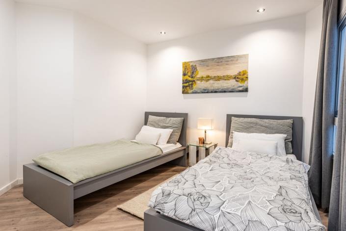 Image No.10-2 Bed Apartment for sale