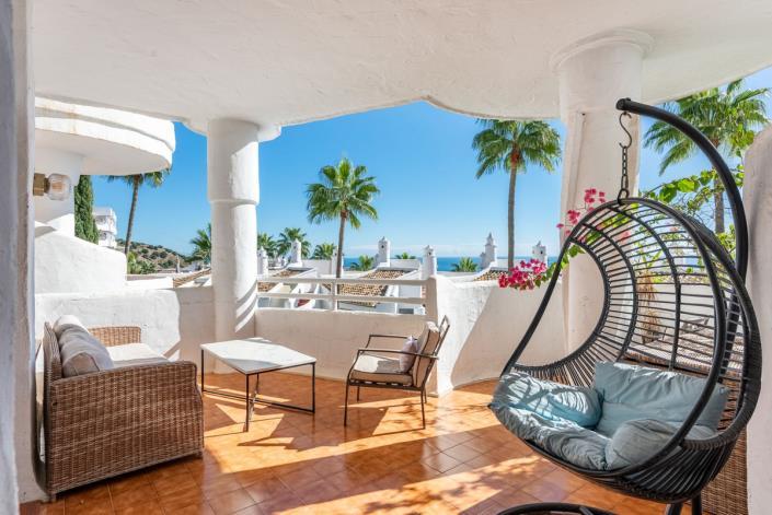 Image No.12-2 Bed Apartment for sale