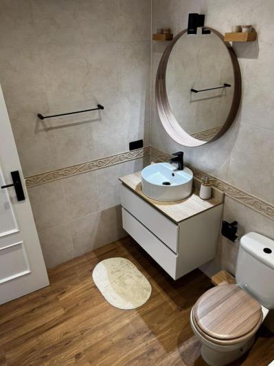 Image No.19-2 Bed Townhouse for sale