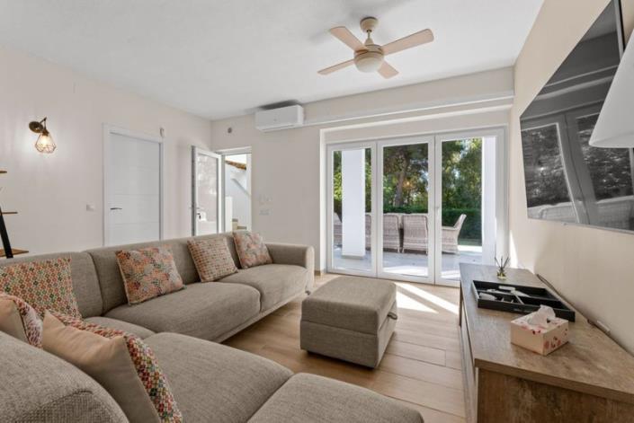 Image No.35-4 Bed Townhouse for sale