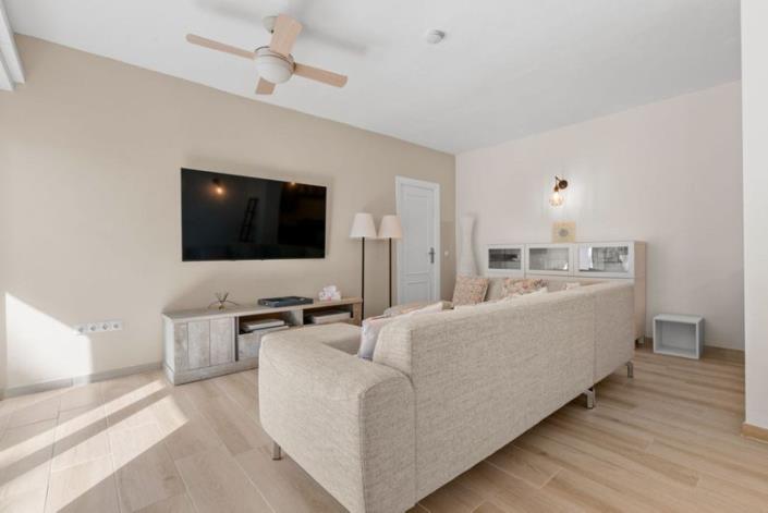 Image No.36-4 Bed Townhouse for sale