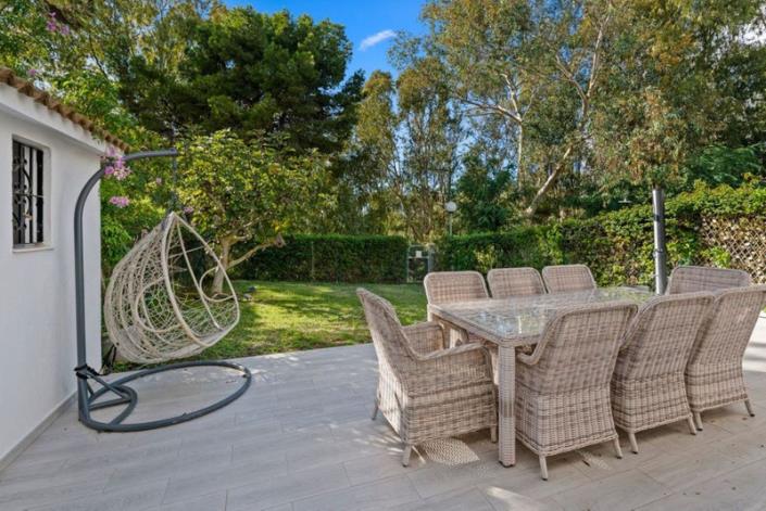 Image No.41-4 Bed Townhouse for sale