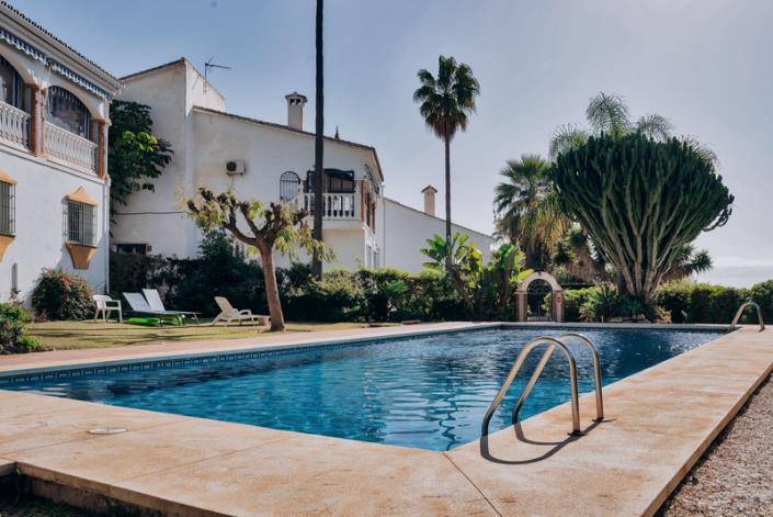 Image No.51-3 Bed Villa / Detached for sale