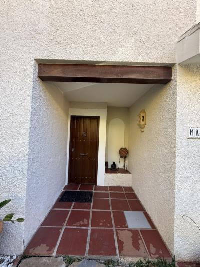 Image No.26-4 Bed Villa / Detached for sale