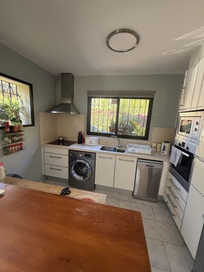 Image No.35-4 Bed Villa / Detached for sale