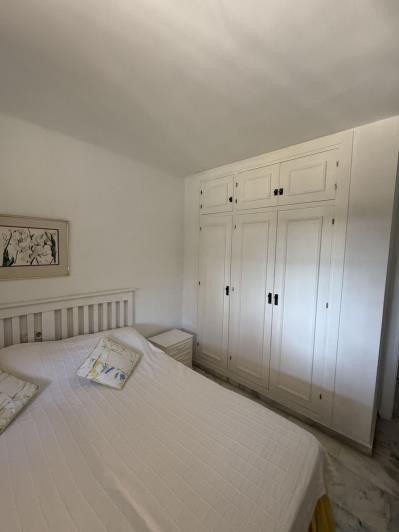 Image No.41-4 Bed Villa / Detached for sale