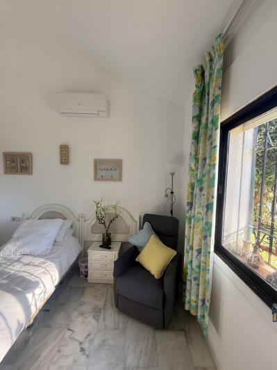 Image No.46-4 Bed Villa / Detached for sale