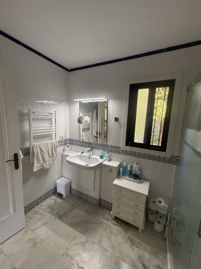 Image No.51-4 Bed Villa / Detached for sale