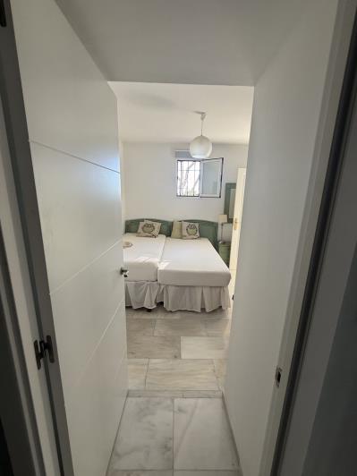 Image No.54-4 Bed Villa / Detached for sale