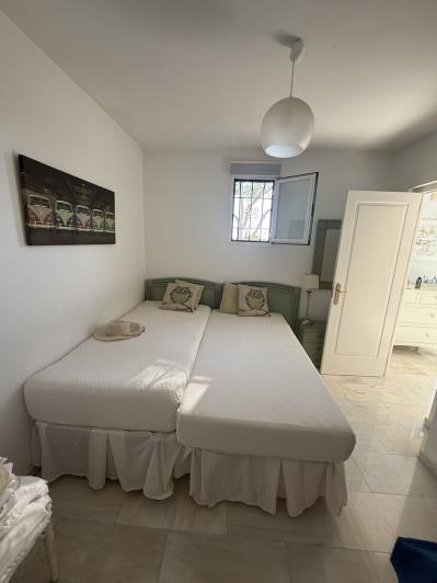 Image No.55-4 Bed Villa / Detached for sale