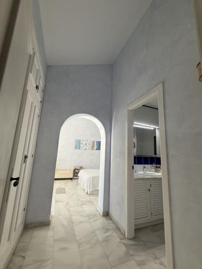 Image No.57-4 Bed Villa / Detached for sale