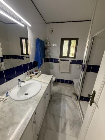 Image No.58-4 Bed Villa / Detached for sale