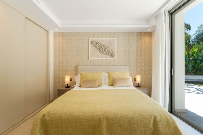 Image No.17-5 Bed Villa / Detached for sale