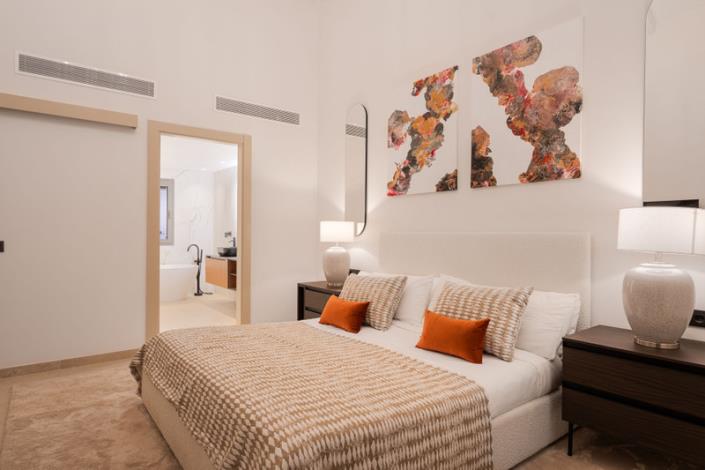 Image No.49-5 Bed Villa / Detached for sale