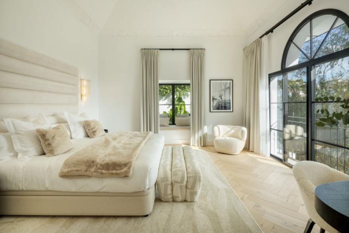 Image No.25-5 Bed Villa / Detached for sale