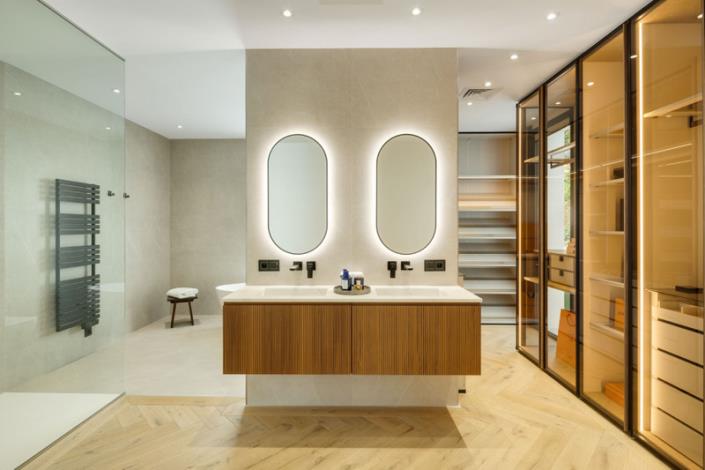 Image No.27-5 Bed Villa / Detached for sale