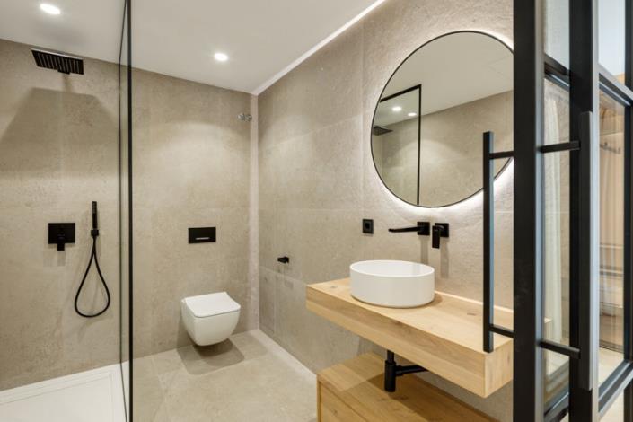 Image No.32-5 Bed Villa / Detached for sale