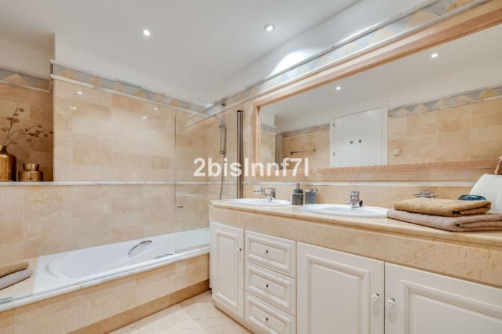 Image No.19-2 Bed Apartment for sale