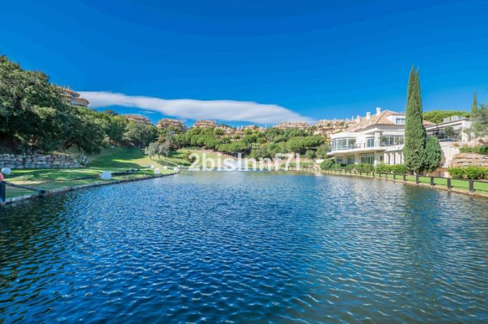 Image No.33-2 Bed Apartment for sale