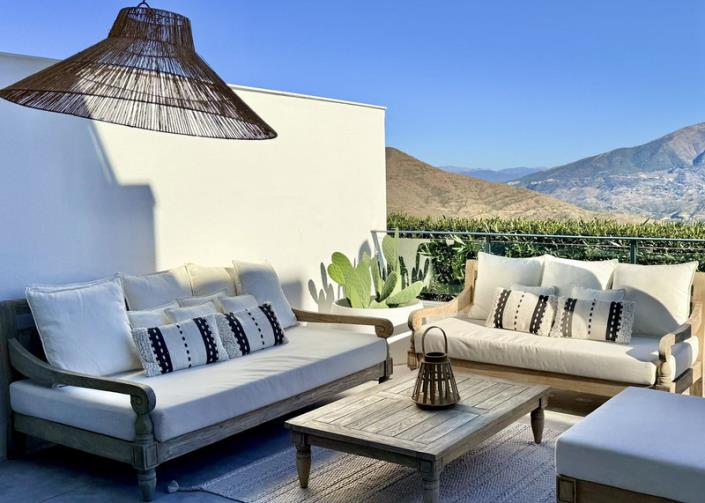 Image No.3-3 Bed Townhouse for sale