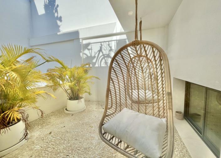 Image No.28-3 Bed Townhouse for sale