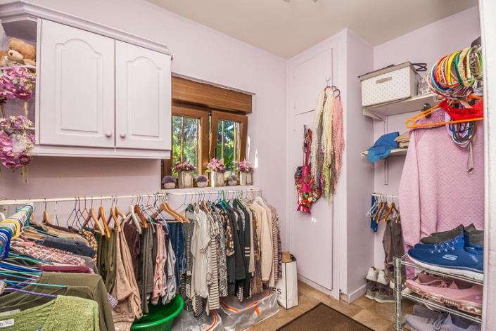 Image No.12-5 Bed Villa / Detached for sale