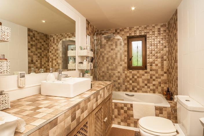 Image No.15-5 Bed Villa / Detached for sale