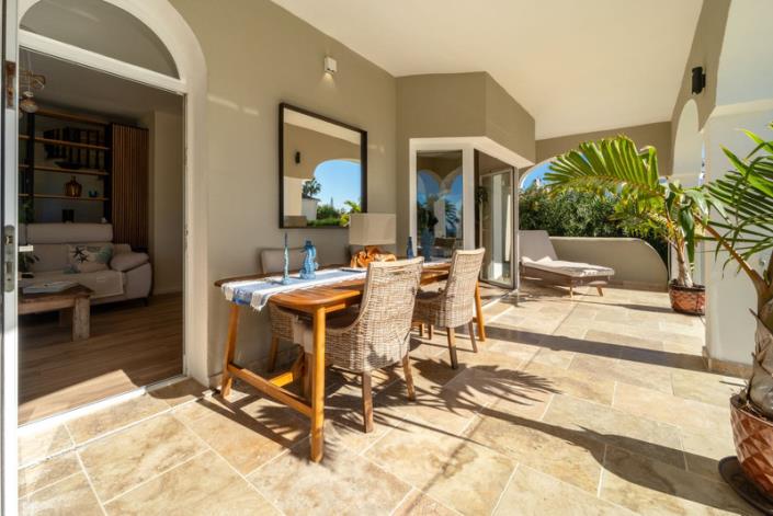 Image No.3-6 Bed Villa / Detached for sale