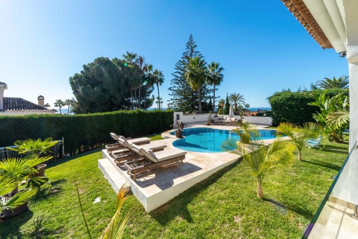 Image No.4-6 Bed Villa / Detached for sale