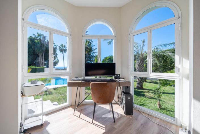 Image No.5-6 Bed Villa / Detached for sale